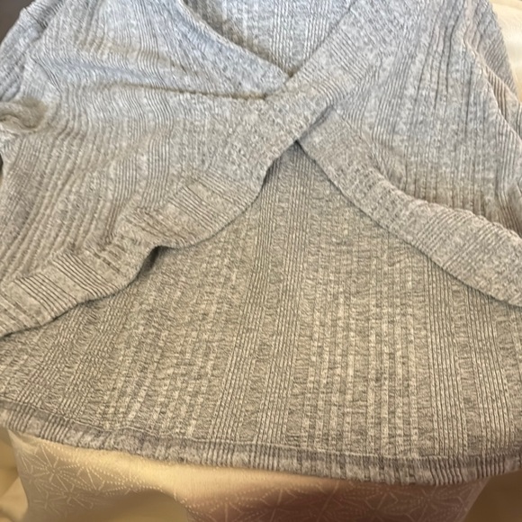 Gray Ribbed Women's Sweater - Picture 3 of 3